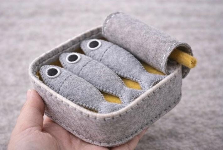 Felt Sardines with Tin, Pretend Fish Play Food, Handmade Felt Food for Play Kitchen, Montessori Toy, Toddler Gift
