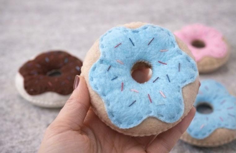 Felt Donut Play Food, Pretend Donuts for Play Kitchen, Handmade Felt Toy Food, Montessori Pretend Play, Toddler Gift